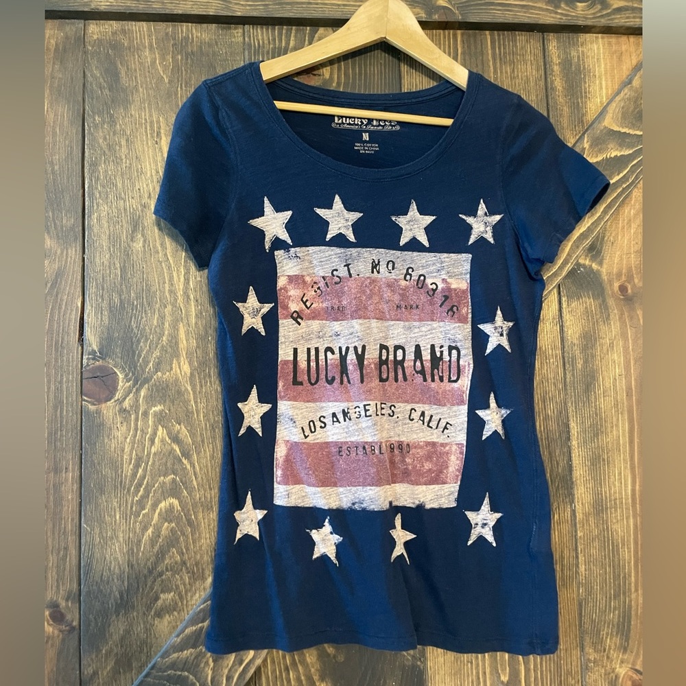 Lucky brand t shirt